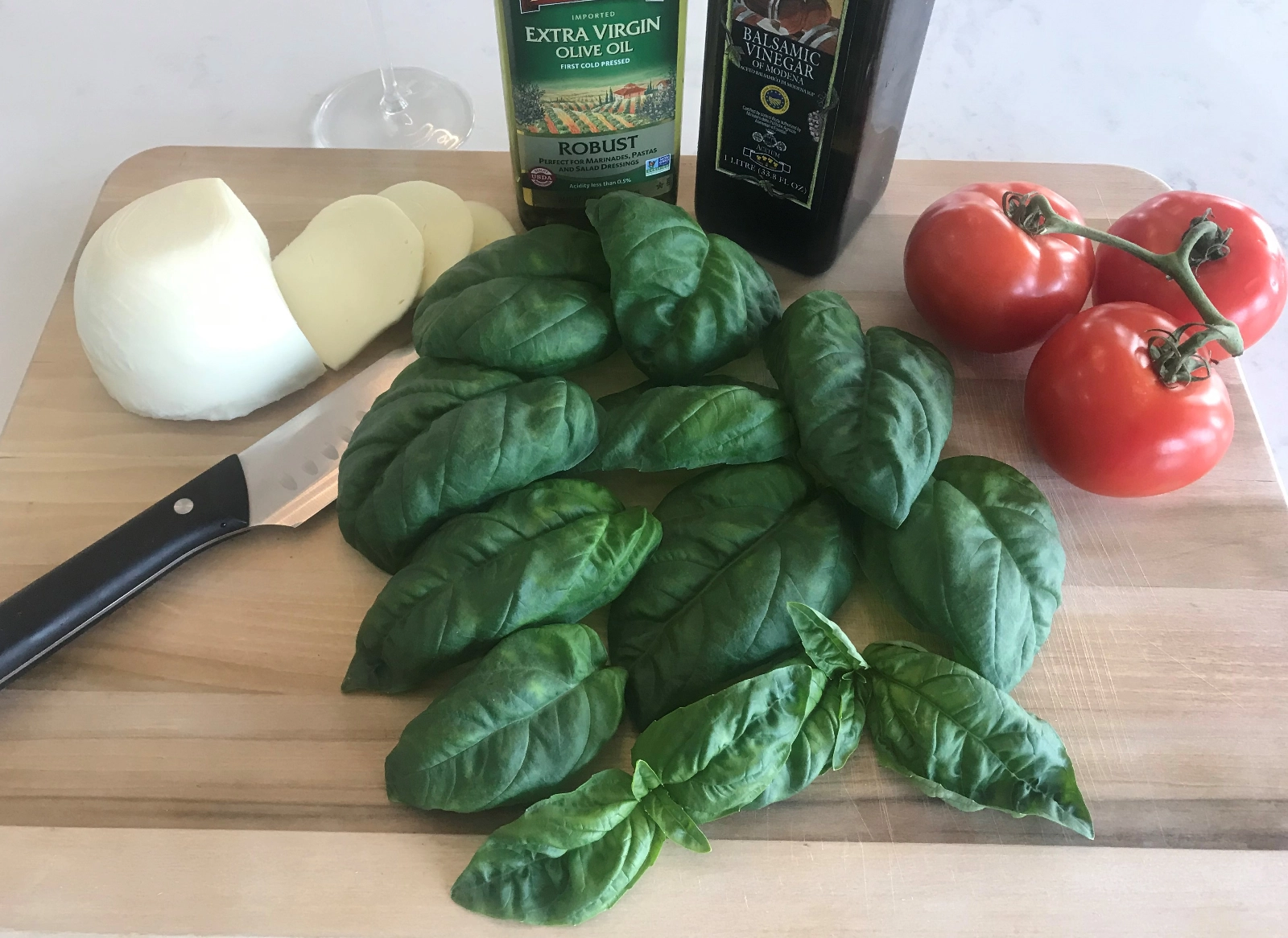 1-oz-traditional-italian-large-leaf-basil